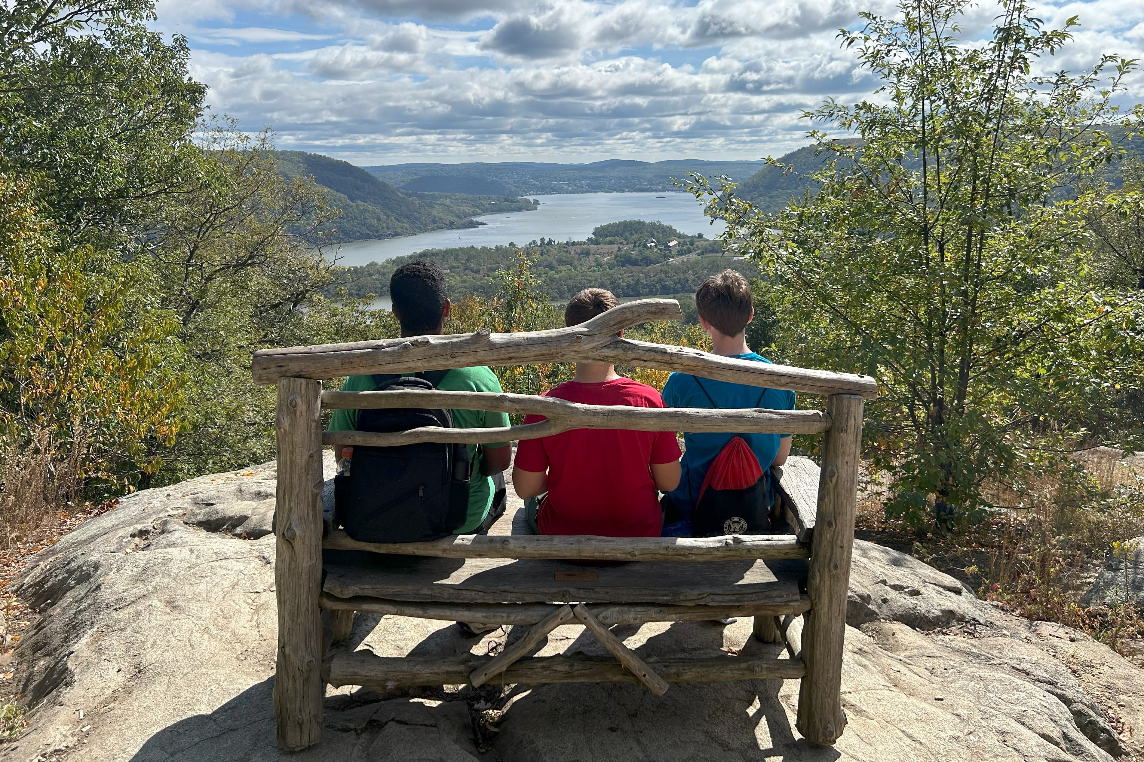 Regians Travel to Bear Mountain for Annual Outing