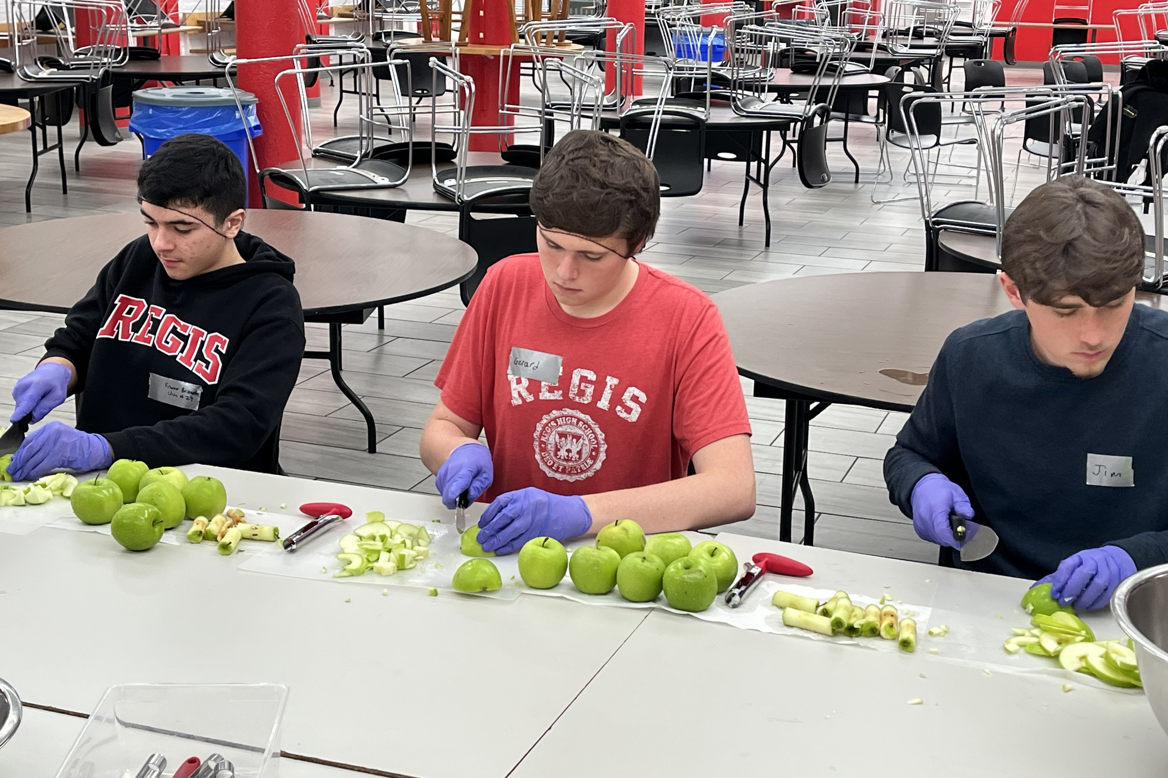Regis Hosts Annual Thanksgiving Sweet Potato Bake