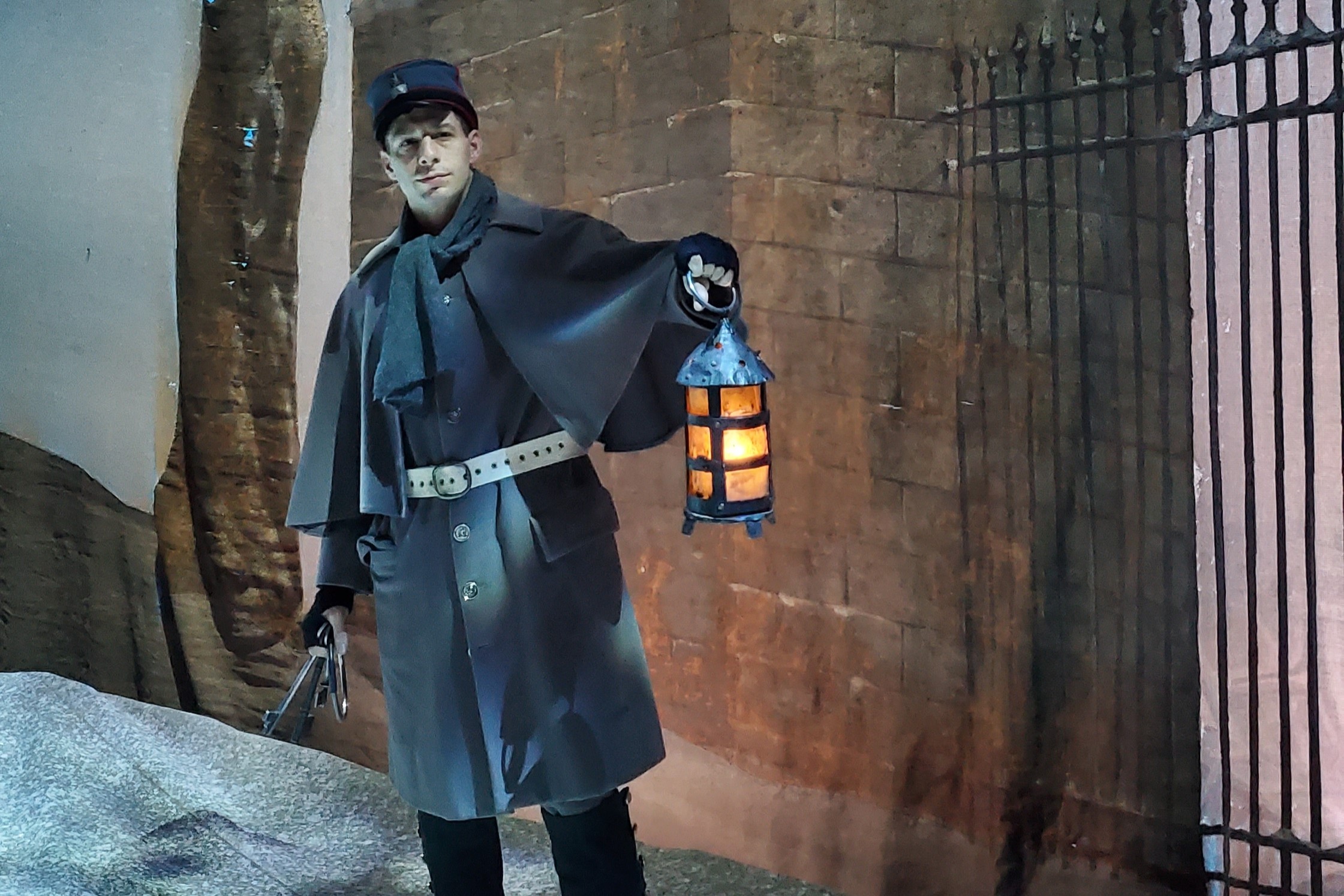 Five Questions for Ned Hanlon ’02, Metropolitan Opera Chorister